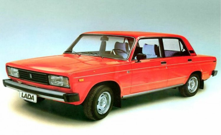 MCPE/Bedrock VAZ 2105 Zhiguli